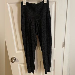 Lululemon Align Joggers Size 6